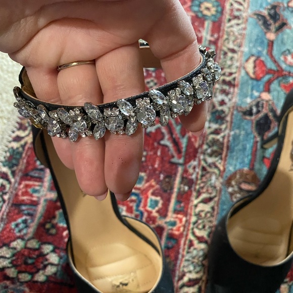 Heels - Picture 2 of 6